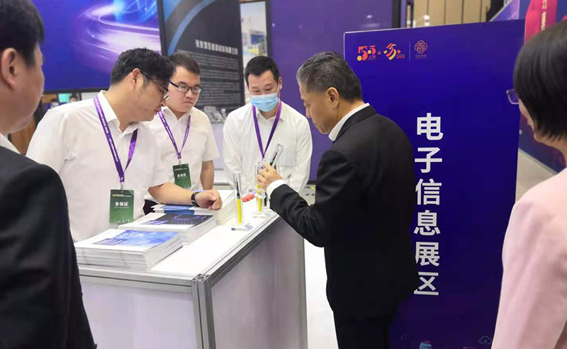 楊市長、方書記親臨亨通展位 | 2021首屆蘇州超級產地節